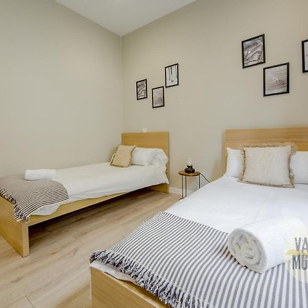 Moderno Piso Con Amplia Terraza Centro De Madrid Apartment Bagian luar foto